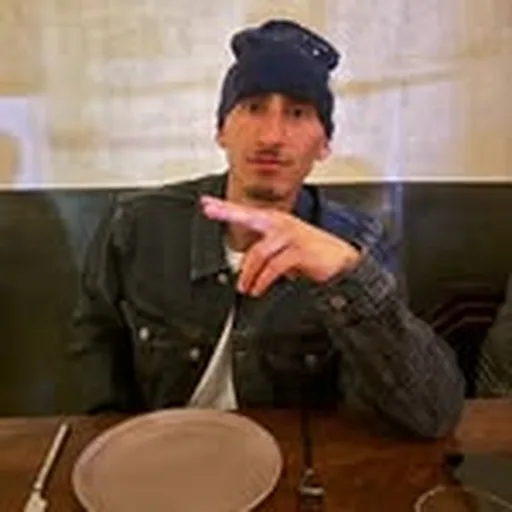 @jahnperez_ profile image