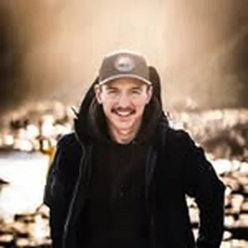 @jakeguzman profile image