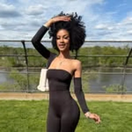 @jaylaleslye_ profile image