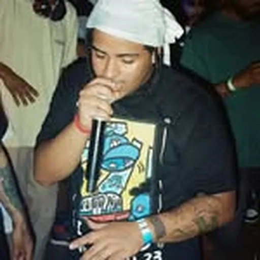 @jayy_wavy profile image