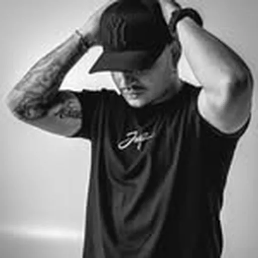 @jayz_visuals profile image