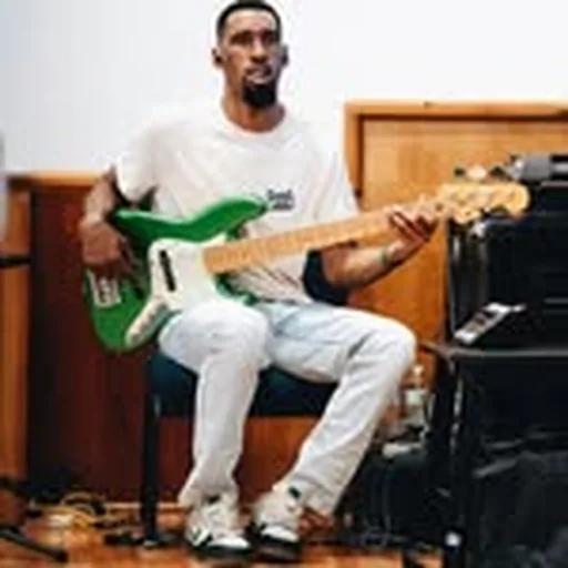 @jbass_keys profile image