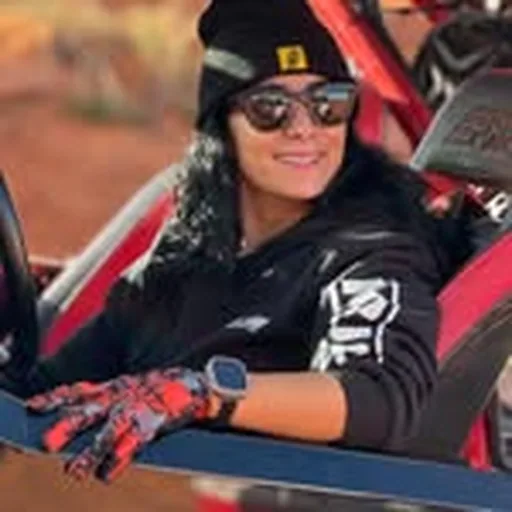 @jeeplikeluna profile image