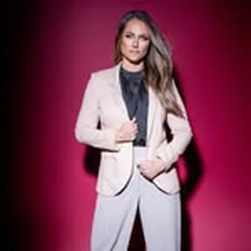 @jennifer_reeves_comedy profile image