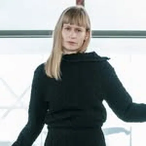 @jennyhval profile image