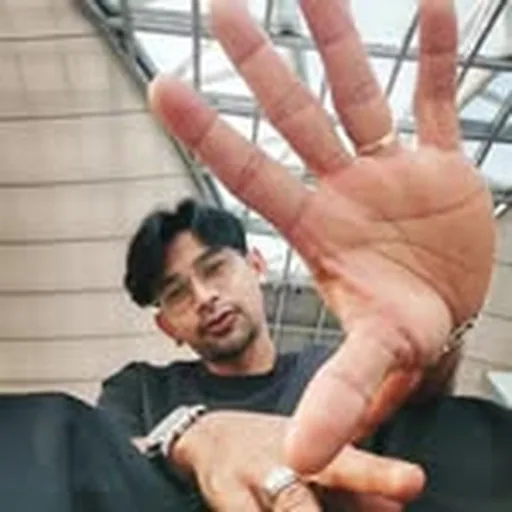 @ji_phusit profile image