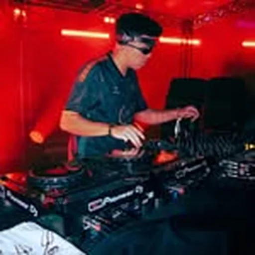 @jlzmusic profile image