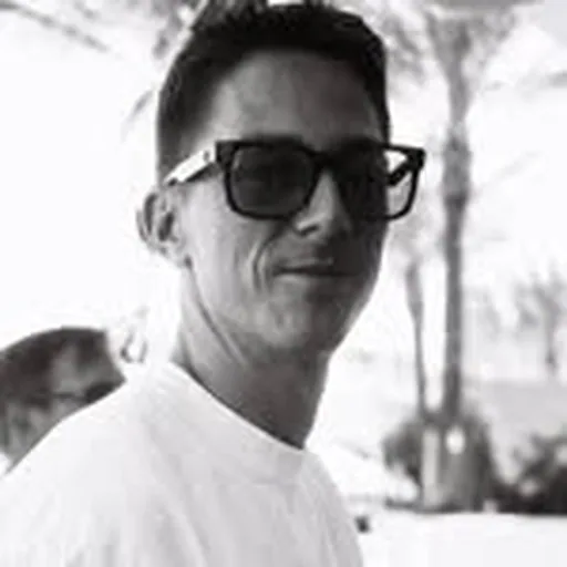 @joeyszela profile image