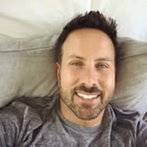 @johnrussotravel profile image