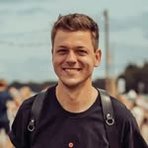 @jomothan profile image