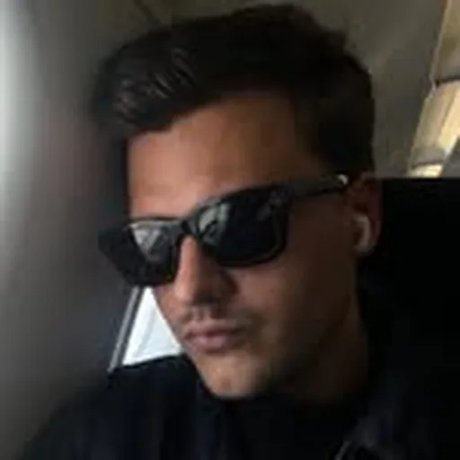 @jonashuckstorf profile image