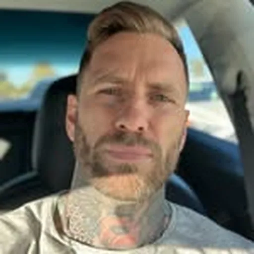 @jonaweinhofen profile image