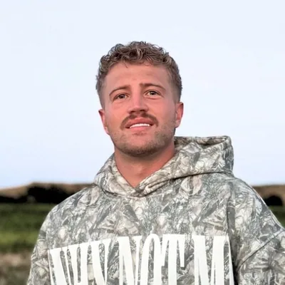@joshwadeofficial profile image