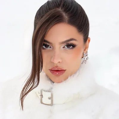 @juliacury_ profile image