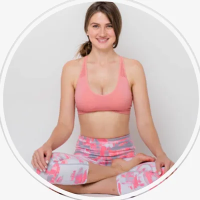 @julianalucky profile image