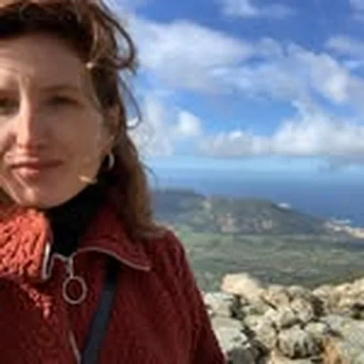 @juliapiaton profile image