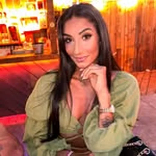 @julie.mqs profile image