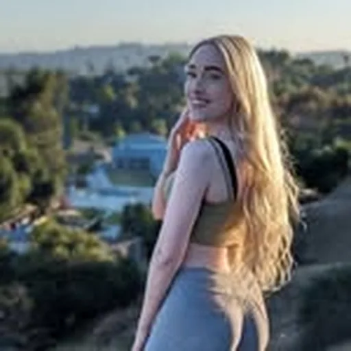@julieelven profile image