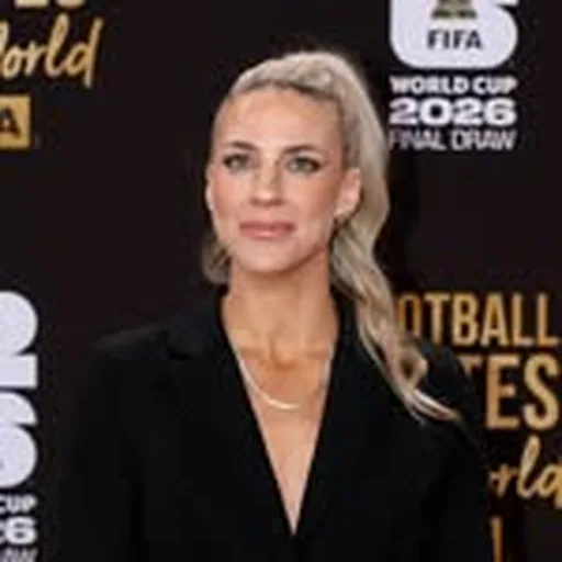 @julieertz profile image
