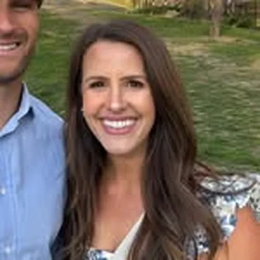 @juliehcousins profile image