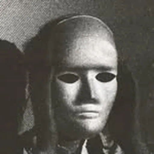 @justmainera profile image