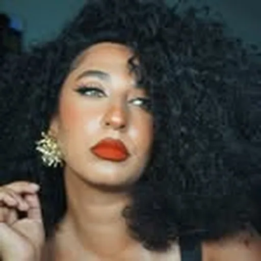 @justmyglam profile image