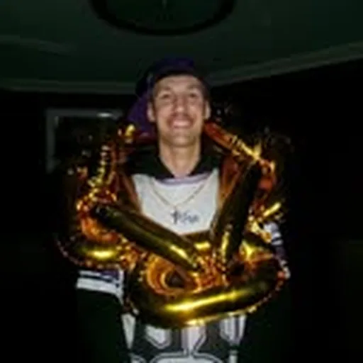 @kaidenholt_ profile image