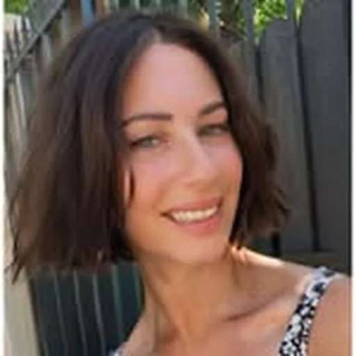 @karolynel profile image