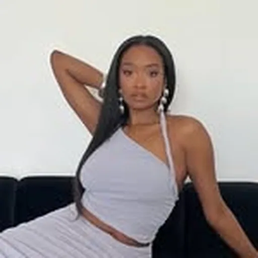 @kaylabrianna profile image