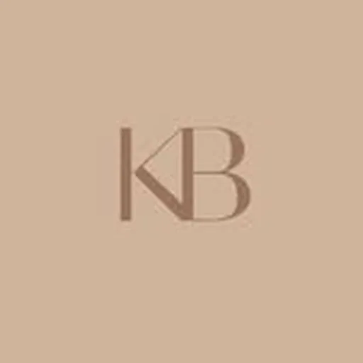 @kellybowmanmakeup profile image