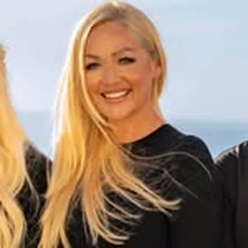 @kellylouch profile image
