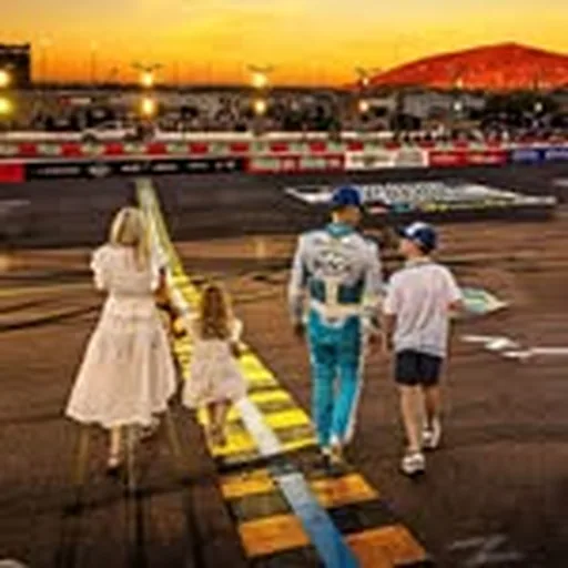 @kevinharvick profile image