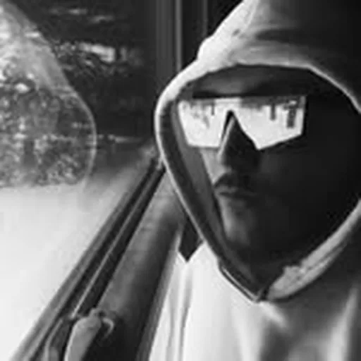 @khemics_ profile image