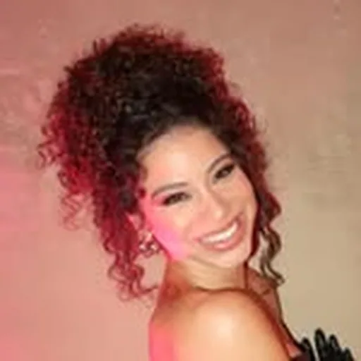 @kiararomero profile image