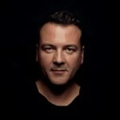 @kikonavarrodj profile image