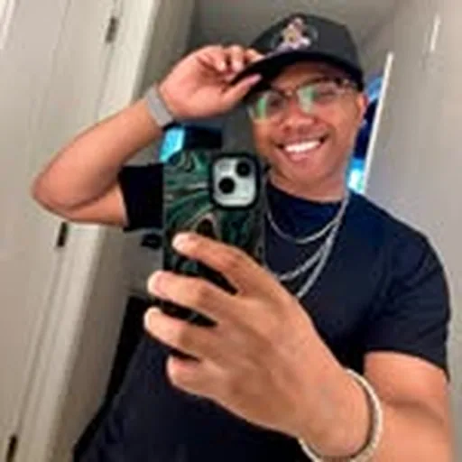 @kindafye profile image
