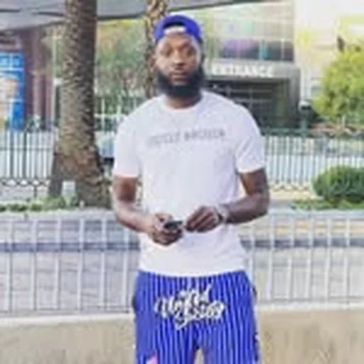 @king_us_beazyy profile image