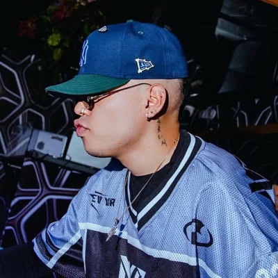 @knoxbuay profile image