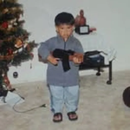 @kuyaneil_ profile image