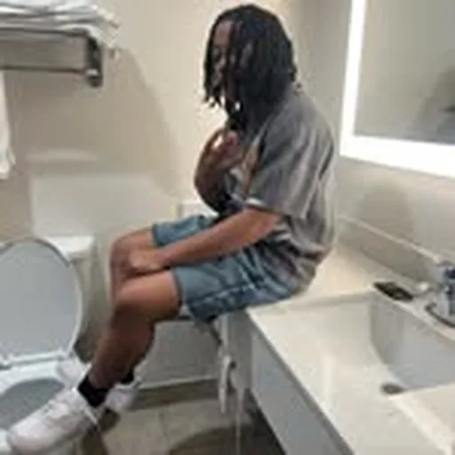 @ky.mullaa profile image