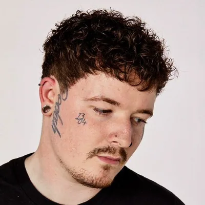 @kyle.dickson.hair profile image