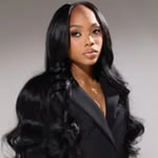 @lacedbyloni profile image