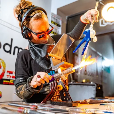 @lacefaceglass profile image