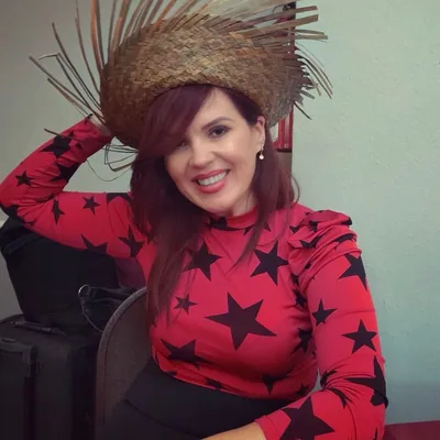 @lacuatrista profile image