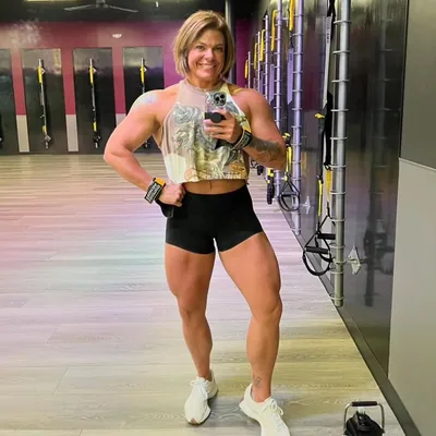 @ladies_of_muscle profile image