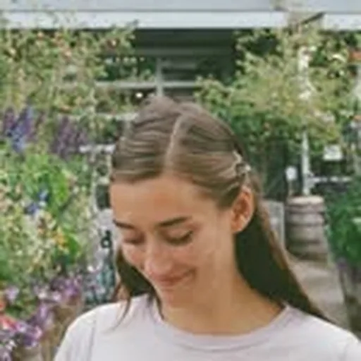 @ladyist profile image