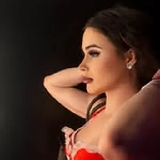 @ladyvivi__ profile image