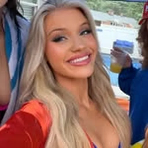 @lana_doee profile image