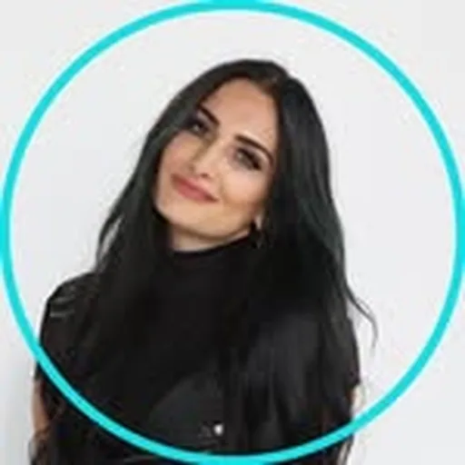 @lana_kurayeva profile image