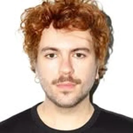@landmoura profile image